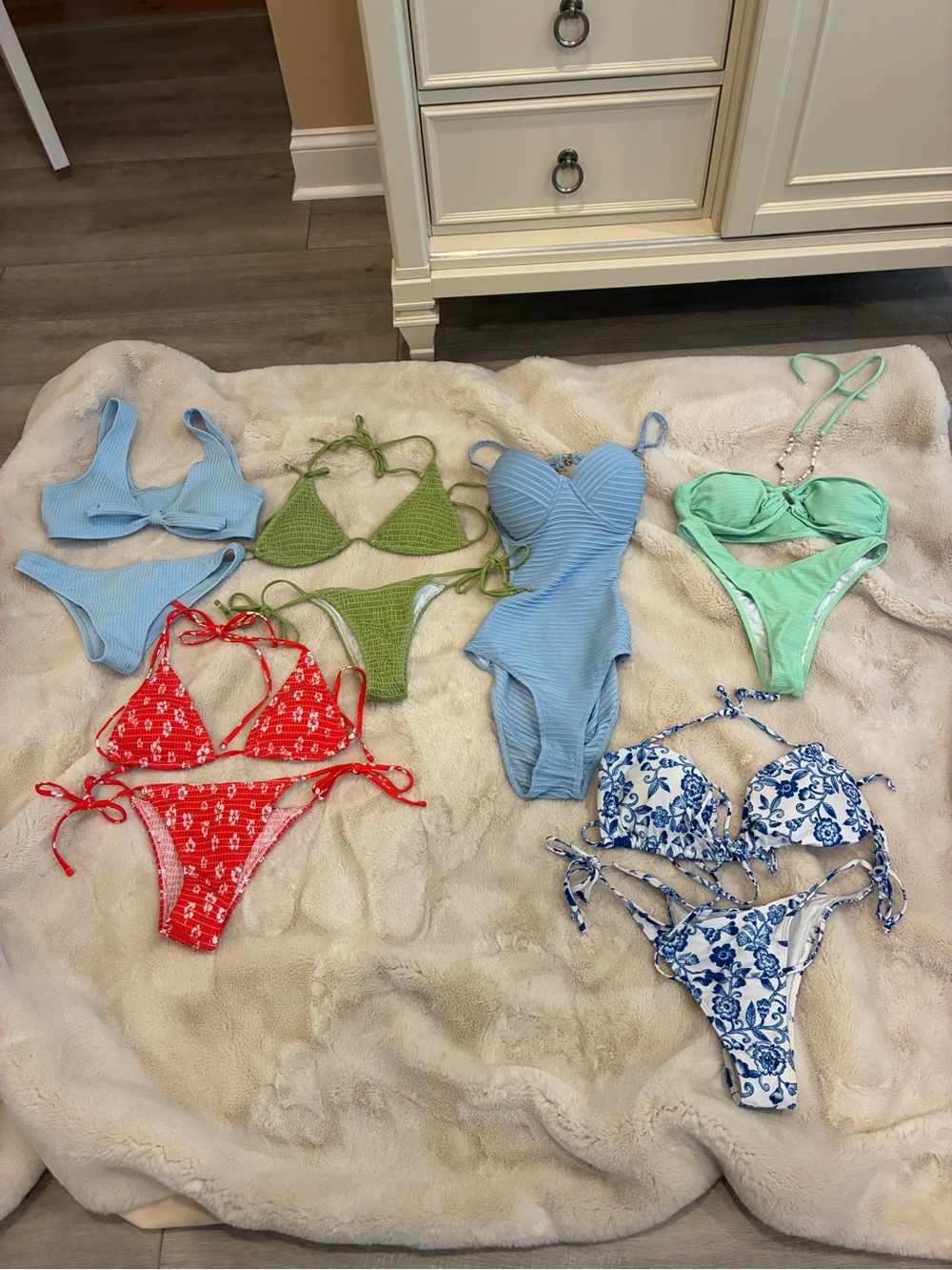 SHEIN Mixed Bikini & One-Piece Set — Light Blue, Mint, Olive, Red, White/Blue - Picture 2 of 2